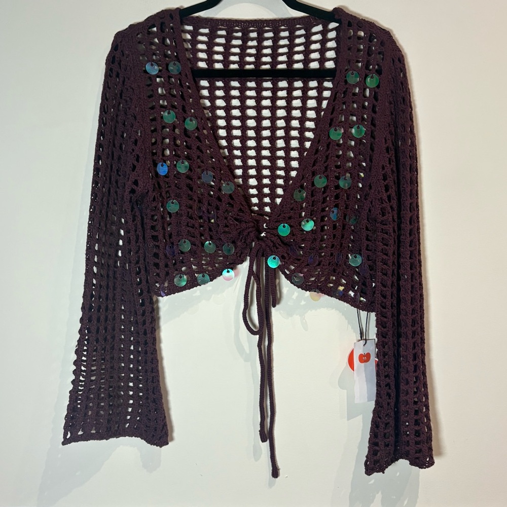 Cider NWT Burgundy Sequin Knotted Knitted Crop Top Size Medium - Picture 6 of 9